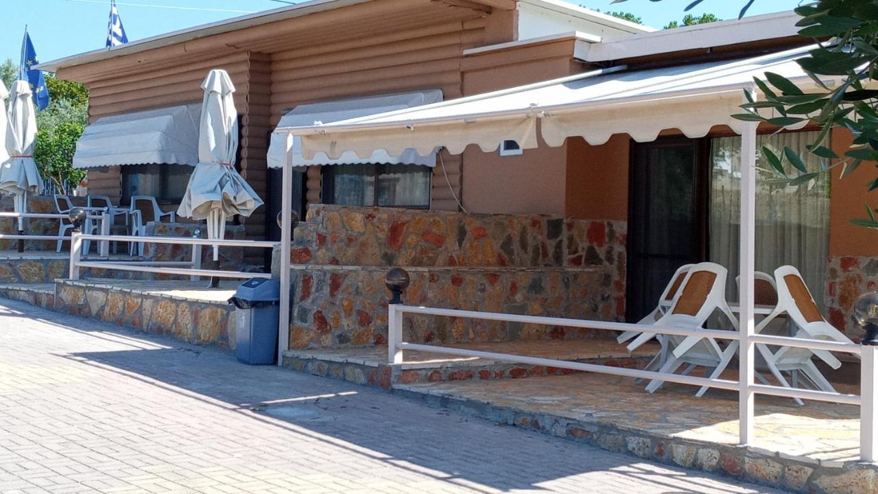 Molos Palairos Bagian luar foto